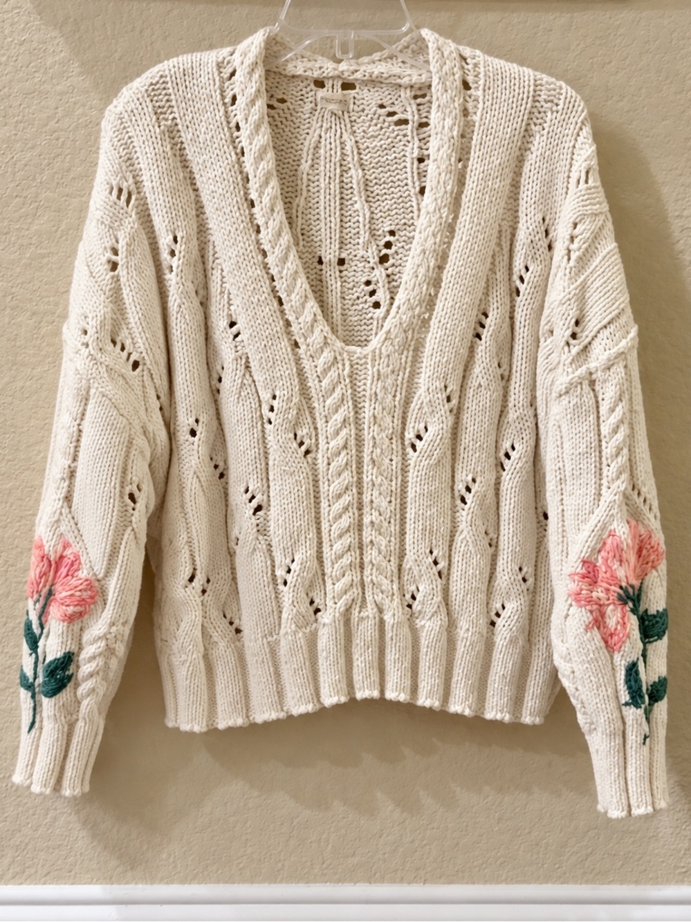 Pilcro Oversized Embroidered Cable-Knit Sweater Size L - Picture 2 of 10